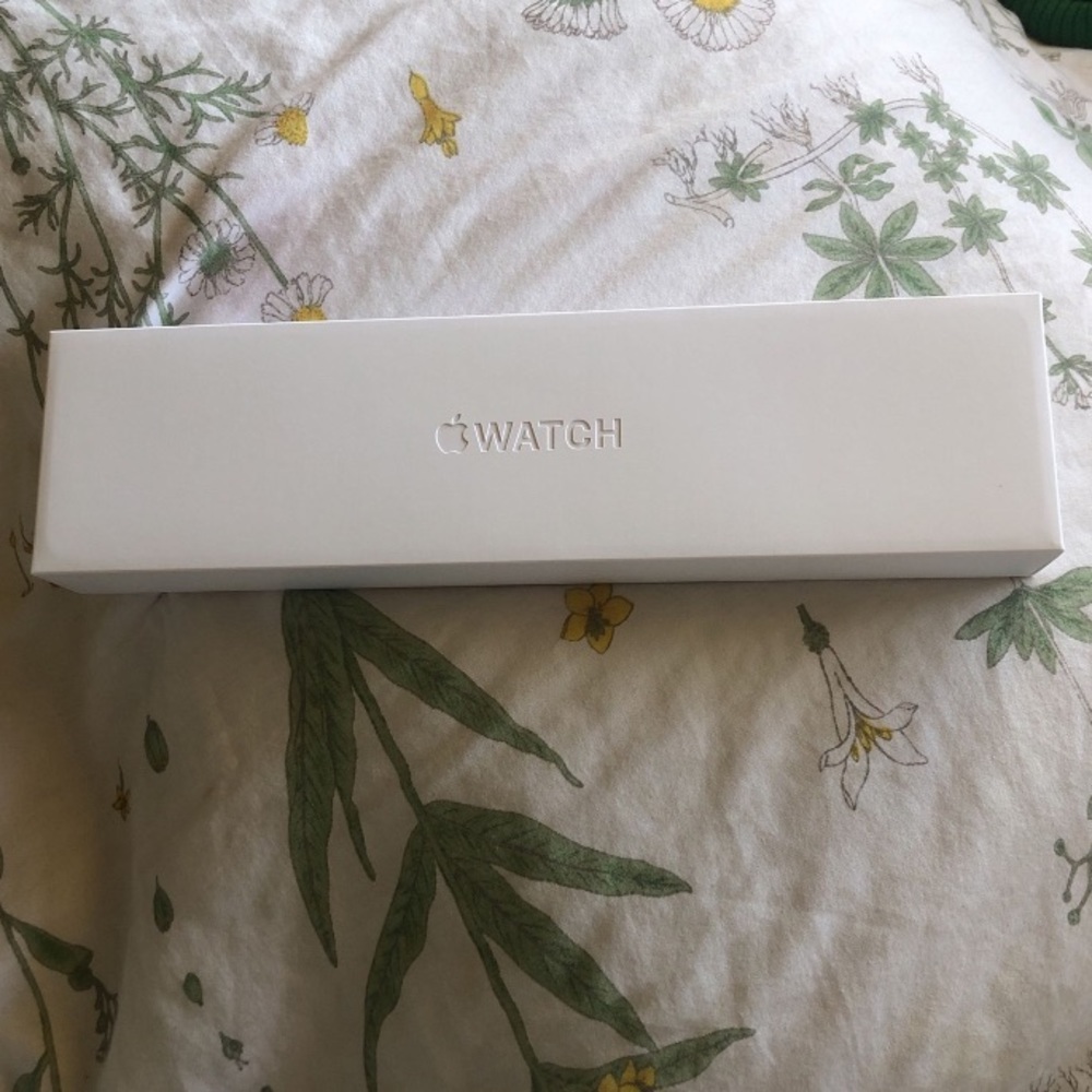 Brand New! Apple Watch Series 6 in Space Gray